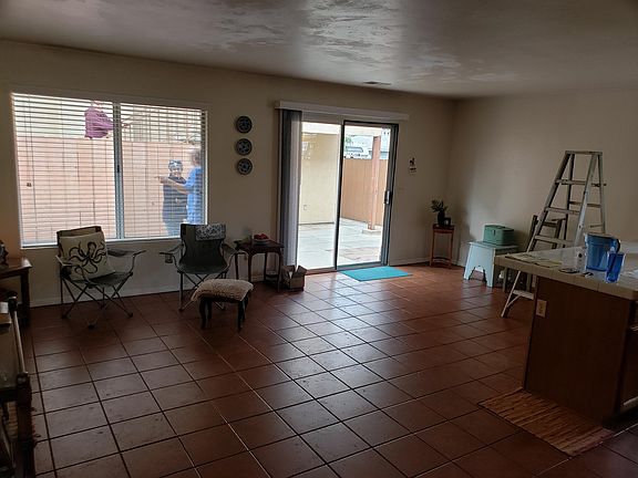 5th image of 4621 Castelar St
