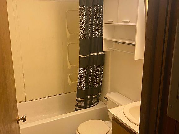 5th image of 1202 S 12th Ave APT 1210-4
