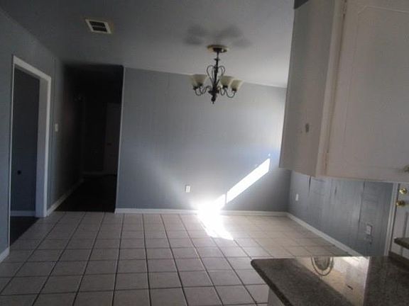 5th image of 7144 Perimeter Dr