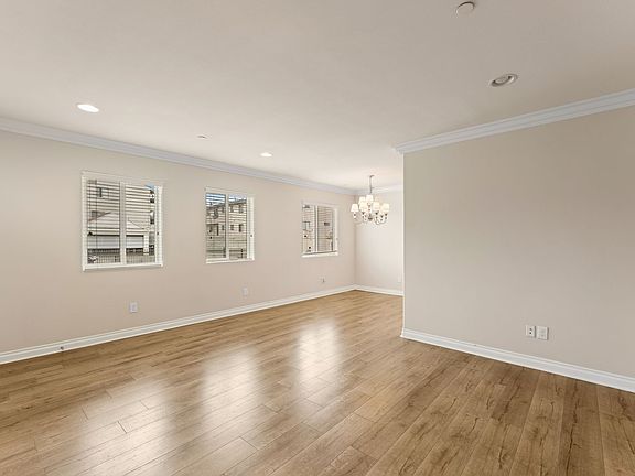 5th image of 874 N Edgemont St