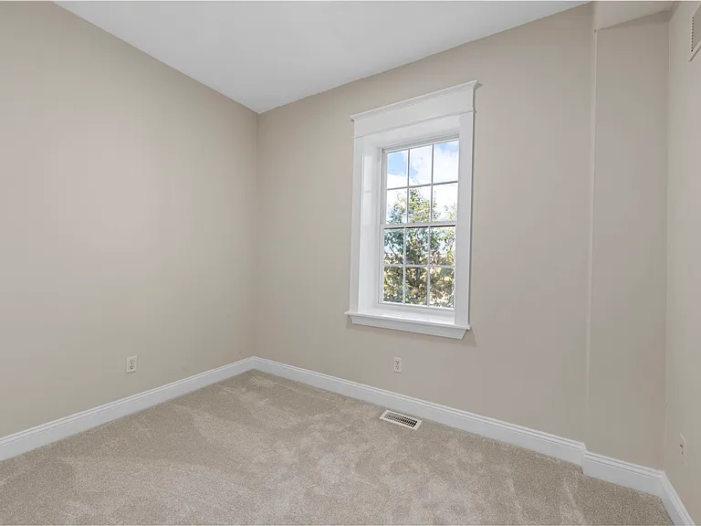 7472 Hazel Ave — Photo 33