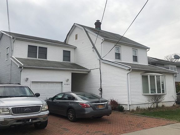 3rd image of 1321 Citizen Ave
