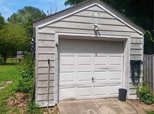 107 Rosewood Dr, Hampton, VA 23669