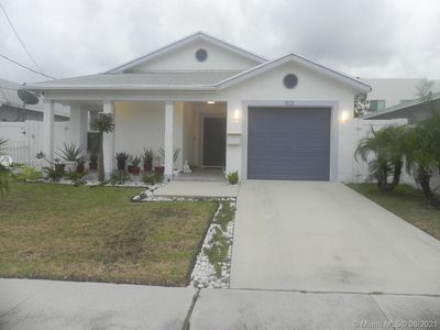 513 NW 6th St, Hallandale Beach, FL, 33009