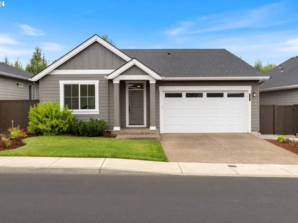 132 NW Liberty Ln, Estacada, OR 97023