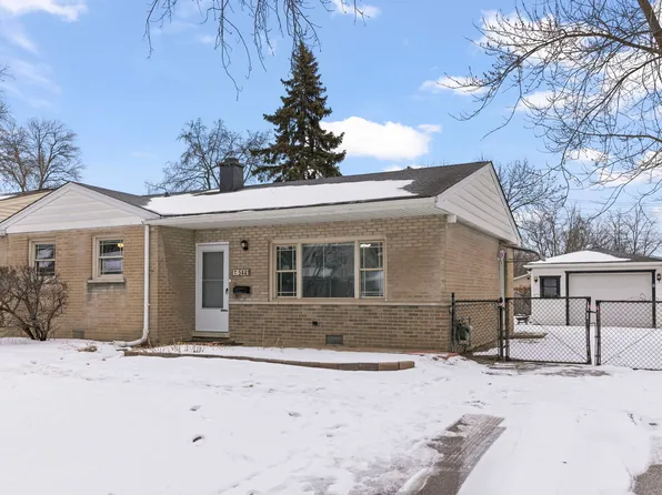 5441 Benton Ave, Downers Grove, IL 60515