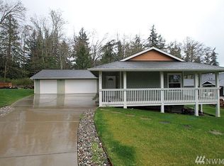 685 Seaside Ter, Camano Island, WA 98282