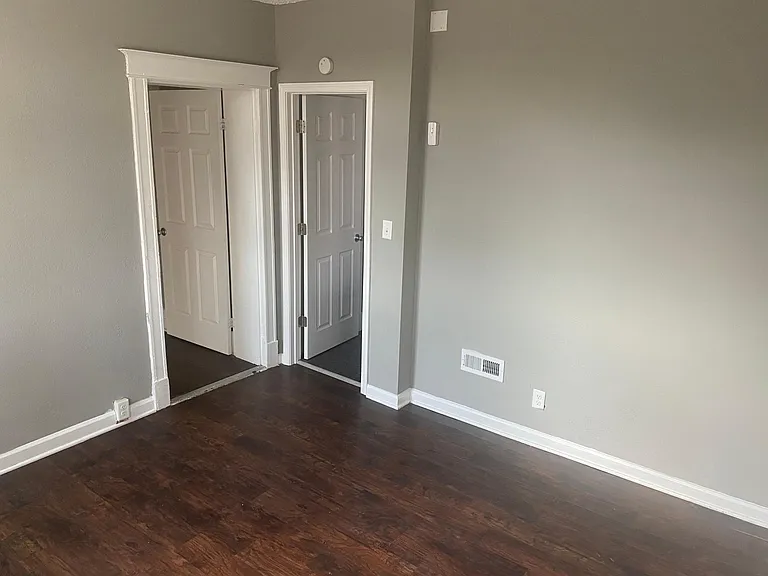 2842 Sidney St #2842 — Photo 10