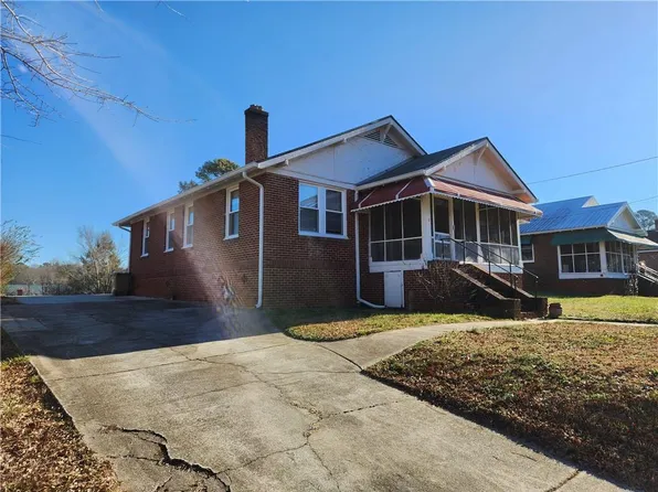 3 H Ave, Gainesville, GA 30504