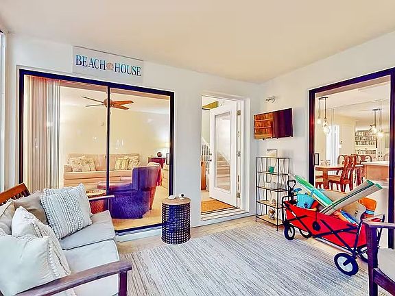 3rd image of 4150 S Atlantic Ave APT 110D