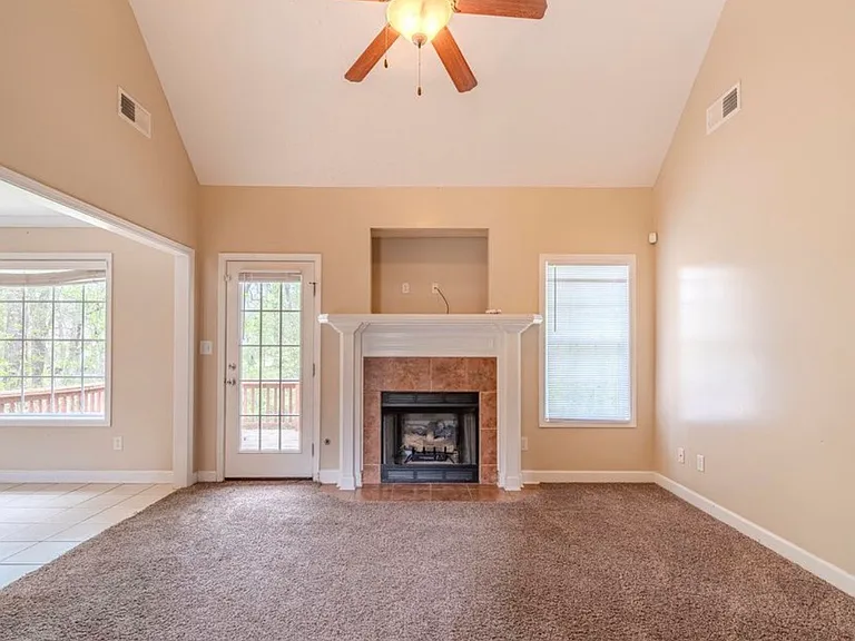 33 Rustic Bridge Dr — Photo 8