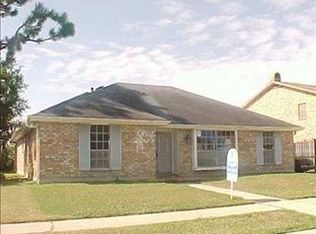 6840 Farwood Rd, New Orleans, LA 70126