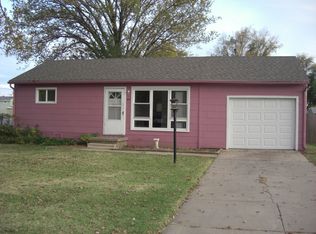 1525 Haven Ave, Salina, KS 67401