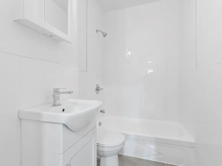 308 W 82nd St #9C — Photo 6
