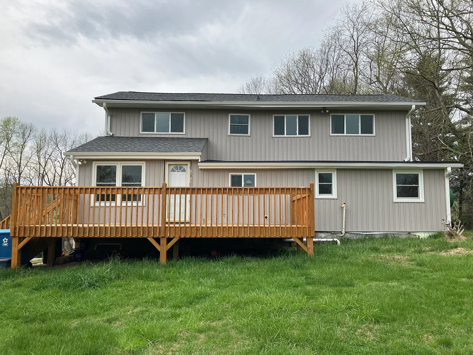 4 bed, 1800 sqft, $2,500 — Photo 2