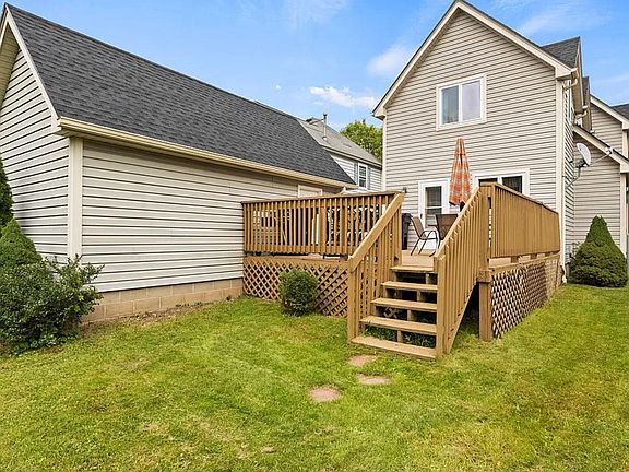 5th image of 91 Schilling Ln