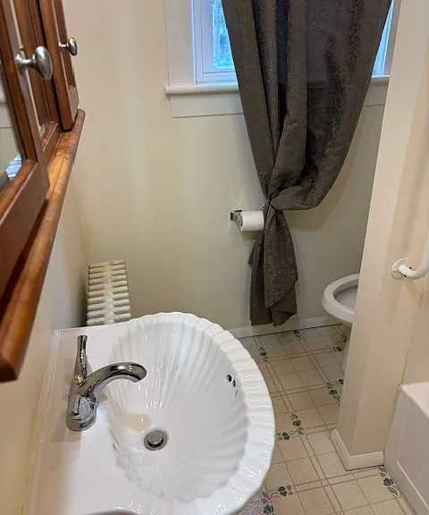 1600 N Main St #1 — Photo 7