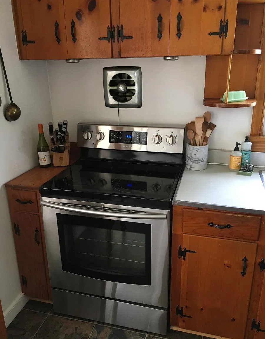 295 Newton Road — Photo 2