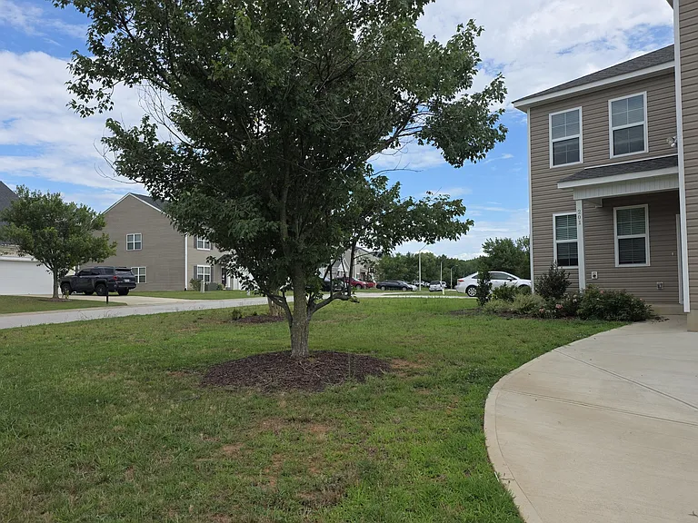 201 Tucker House Ln — Photo 2