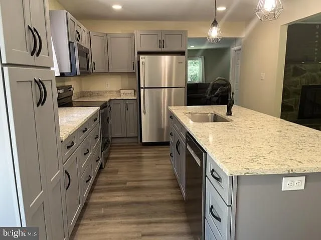 1663 Sawmill Rd — Photo 3