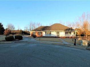 1475 Red Fox Ct, Elkins, AR 72727