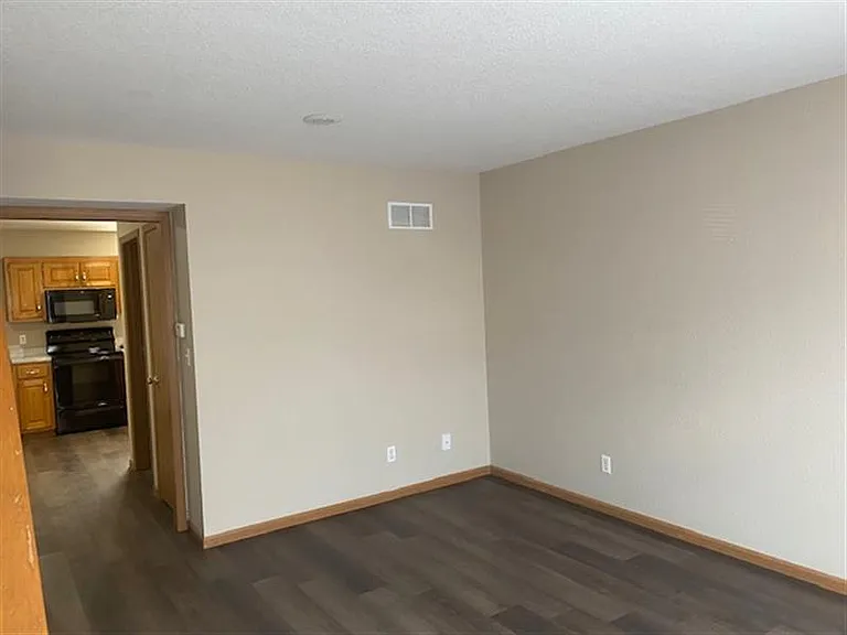 804 Hickory St #4 — Photo 3