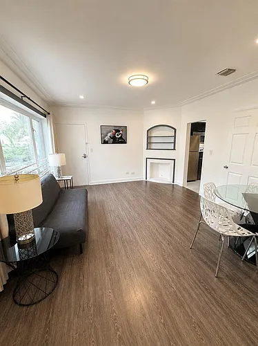 1536 Jefferson Ave #4 Photo 1