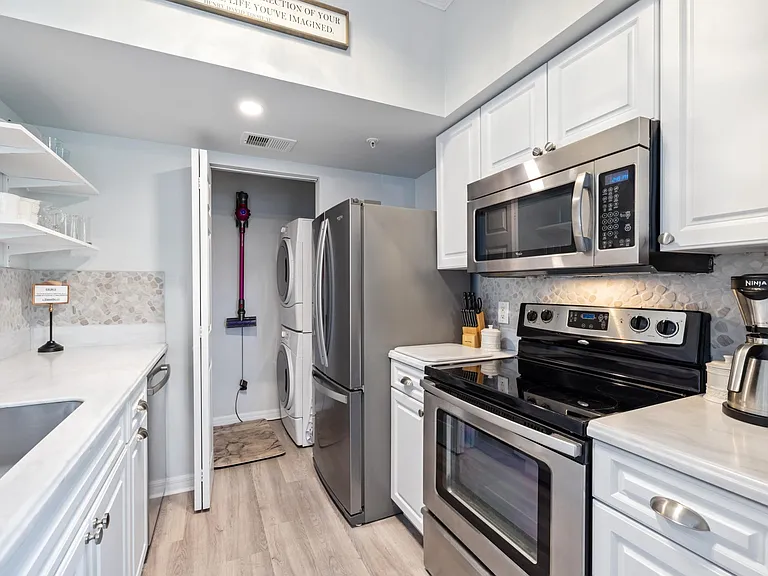 15605 Ocean Walk Cir #106 — Photo 6