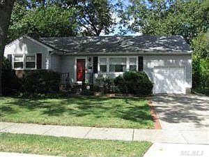 3rd image of 227 McKinley St