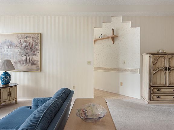 5th image of 7651 Abercrombie Dr #201