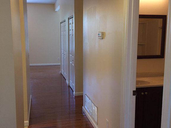 5th image of 3945 Botanical Ave #3945a-floo