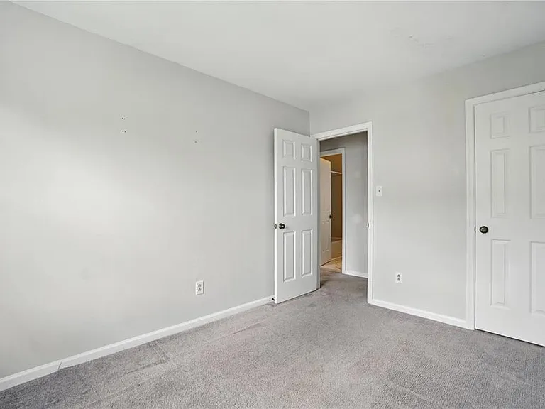 4636 Marlwood Way — Photo 1