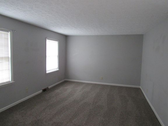 5th image of 1008 Trail Dr