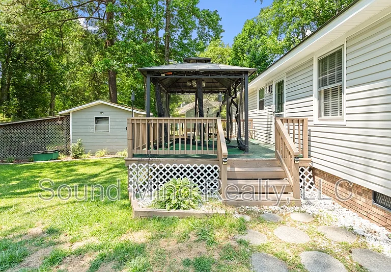 1601 Homestead Rd — Photo 8