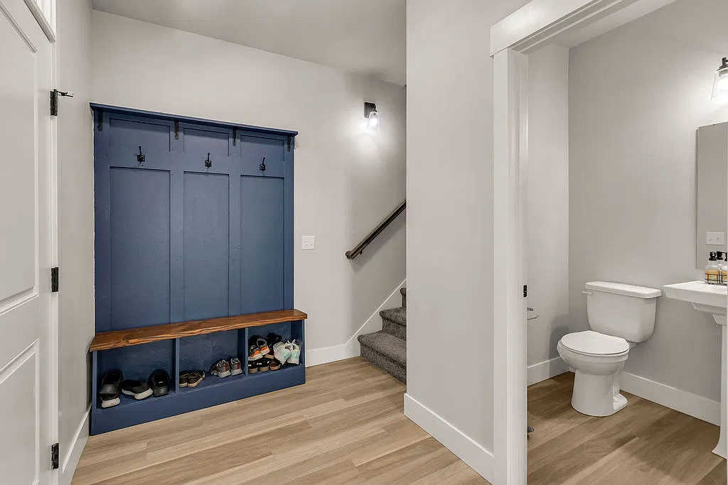 3 bed, 2.5 bath, 1632 sqft, $2,500 — Photo 3