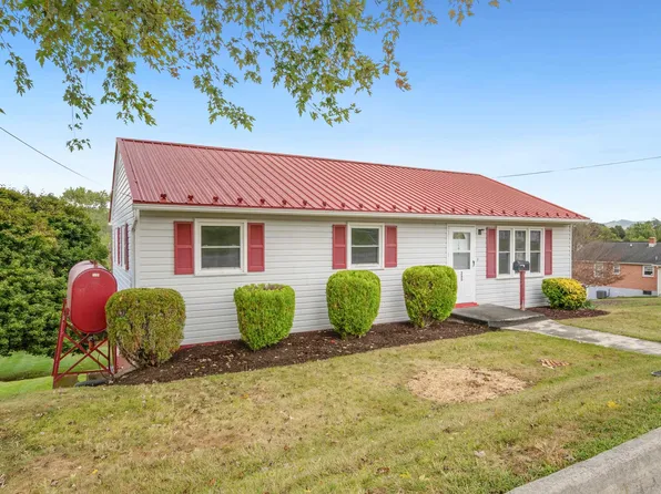 260 N 26th St, Wytheville, VA 24382