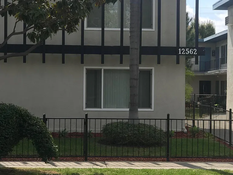 12562 Keel Ave #8 — Photo 1