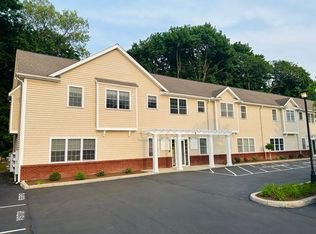 60 Bay Spring Ave UNIT B8, Barrington, RI 02806
