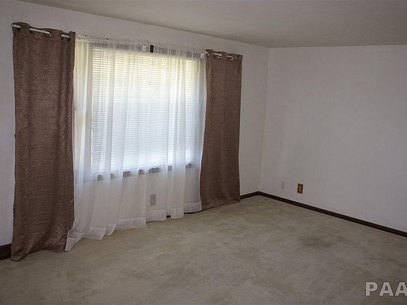 5th image of 124 Lakeview Dr