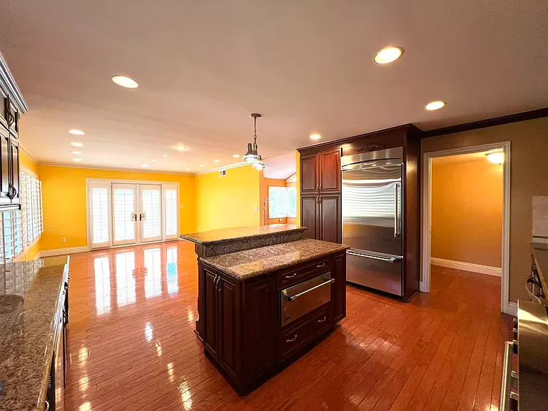 6777 Ossabaw Ct — Photo 5