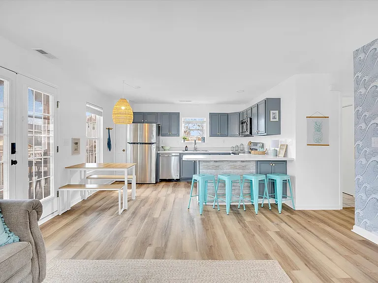 608 Greenville Ave #B — Photo 4