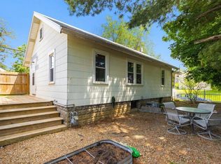 2429 Pomeroy Pl, Columbus, OH 43202