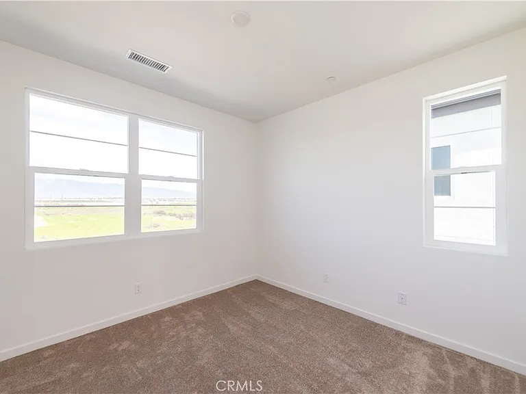 2472 E Stanley Paseo — Photo 18