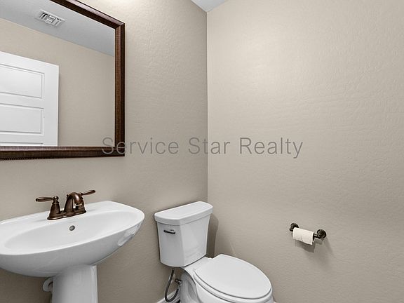 4th image of 5550 N 16th St APT 109