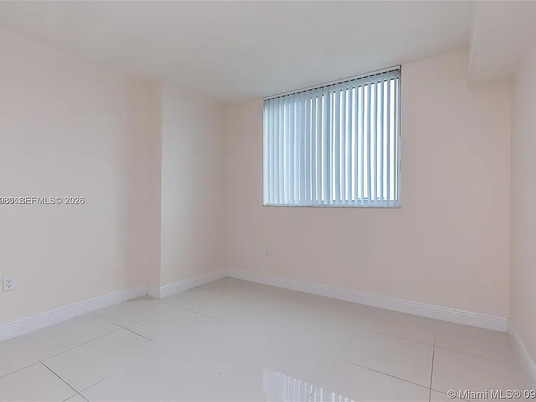 1871 NW South River Dr #902 — Photo 13