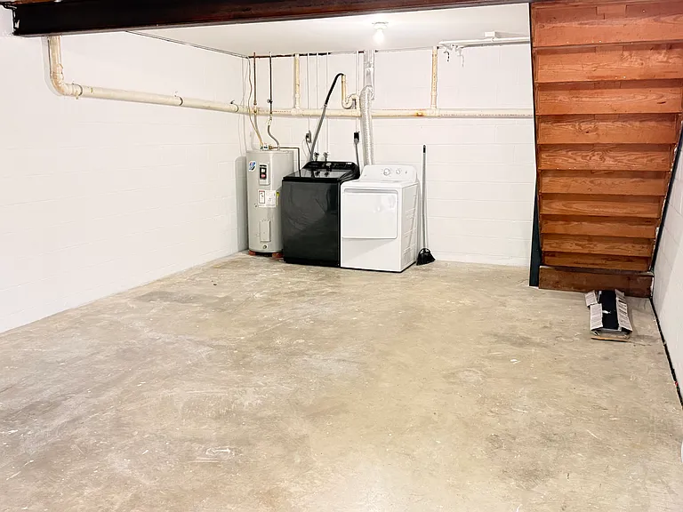 1613 Chadwick Cir #A — Photo 18