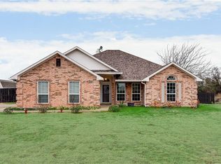 160 Ralston Lake Rd, Midlothian, TX 76065