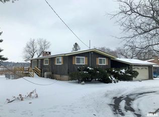 1320 2nd St S, Cordova, IL 61242