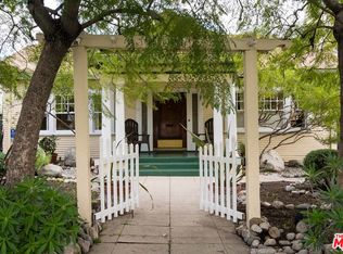 132 N Ridgewood Pl, Los Angeles, CA 90004