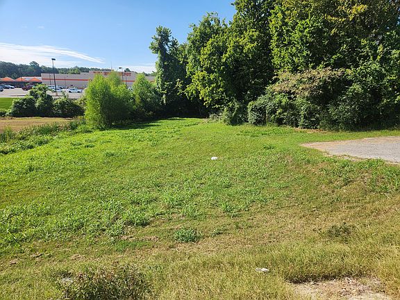 2nd image of 2980 Harrison St